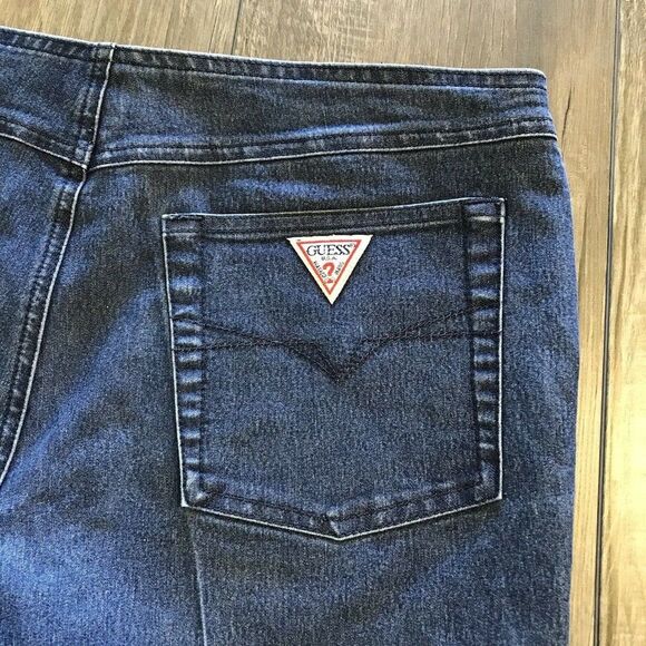 GUESS Jeans Shorts Dark Blue Denim Cut-Off Flat Front Regular Mid Rise Womens 30 - Picture 10 of 11